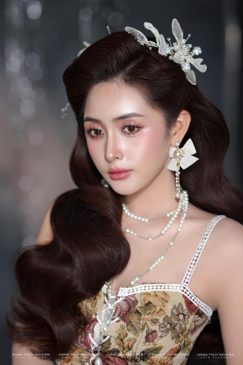 Hang Thuy Nguyen International Hair Academy
