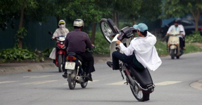 Lạng lách, đánh võng