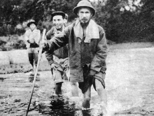 Bác đã đi cùng dân và quân suốt Chiến dịch Biên Giới năm 1950