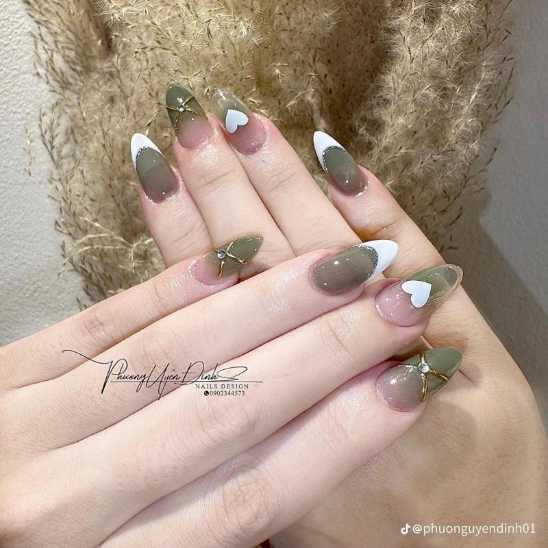 Hip Hip Nail