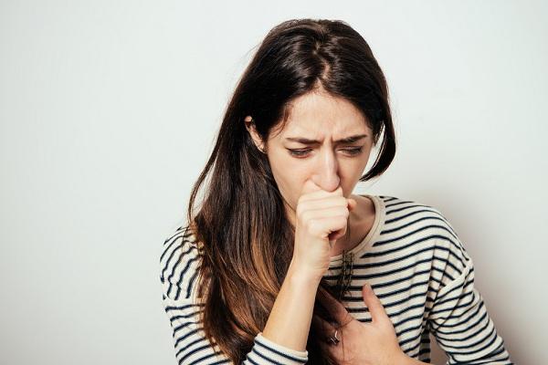 Ho khan hậu Covid-19 do đâu?