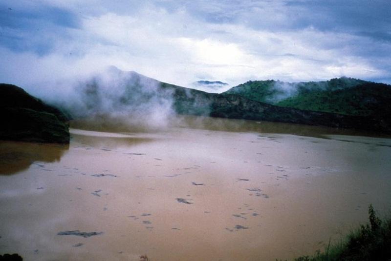 Hồ Nyos, Cameroon