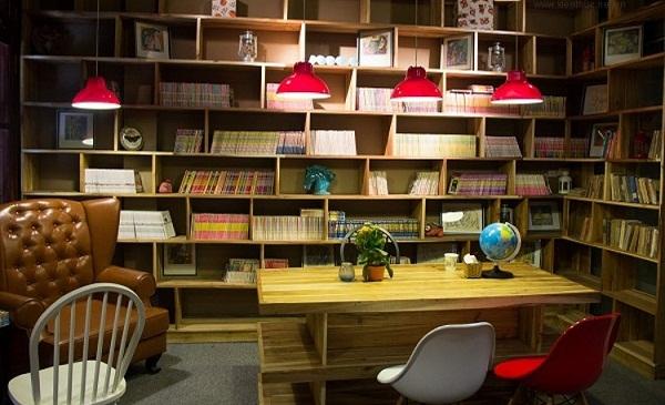 Hoa 10 Giờ - Floral & Book Cafe