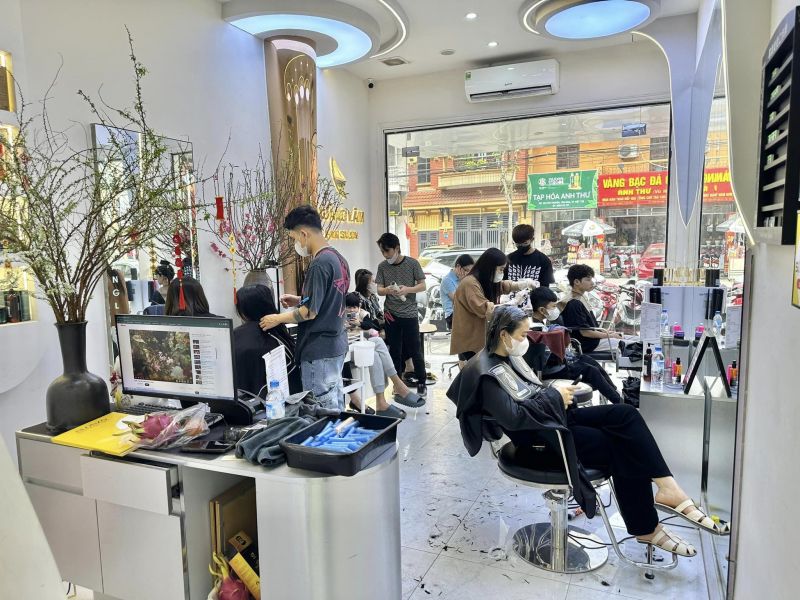Hoàng Lâm Hair Salon