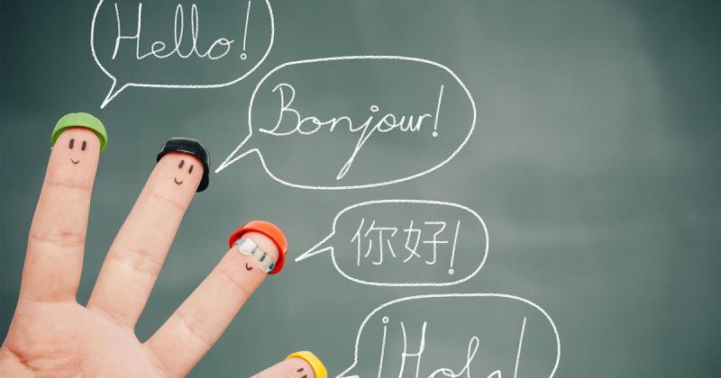 Học tiếng Anh hoặc một ngoại ngữ mới