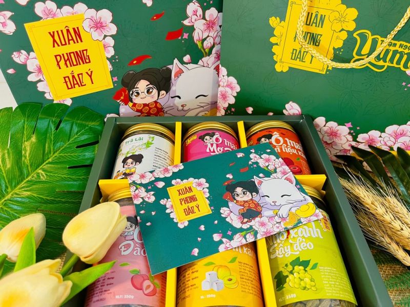 Hộp quà Tết 2023 Xuân Phong Đắc Ý