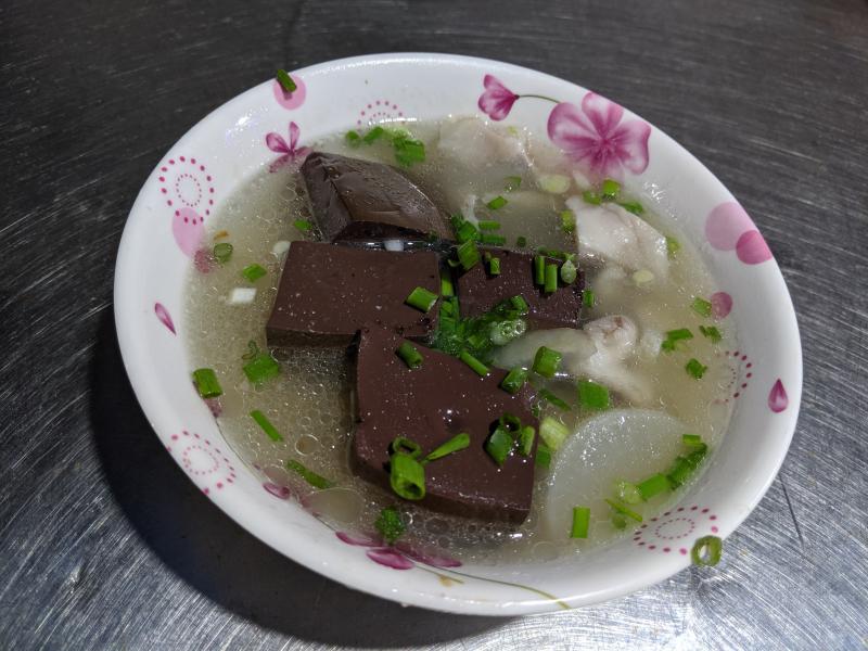 Hủ tiếu lòng thập cẩm