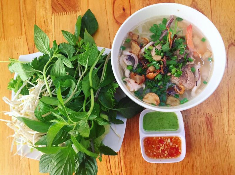 Hủ Tiếu Mực 111 Buôn Ma Thuột