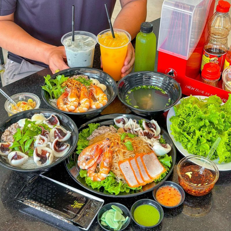 Hủ tiếu mực Hai Râu