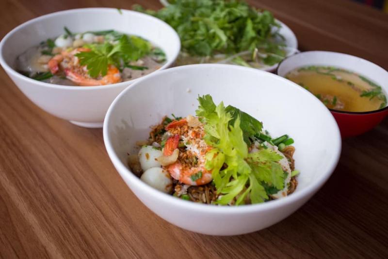 Hu Tíu Nam Vang Tuyết Mai