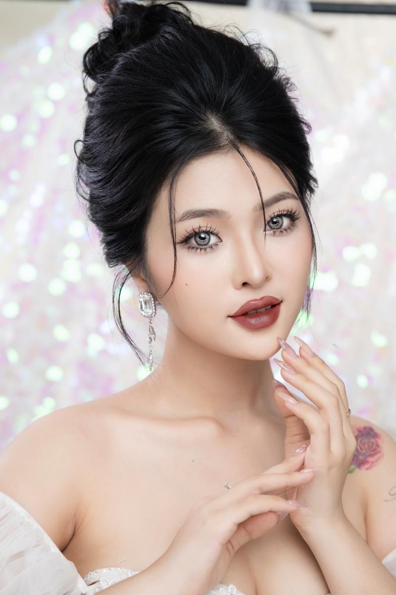 Hùng Việt Makeup