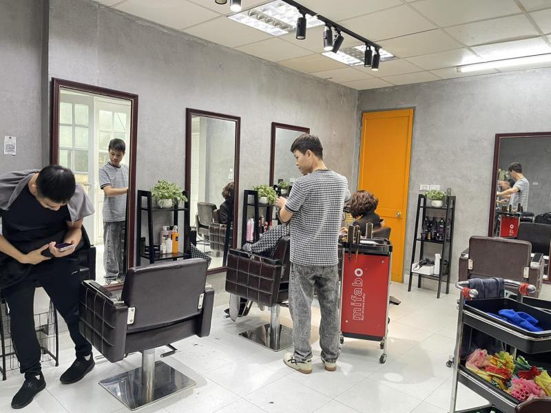 Huy Hair Salon