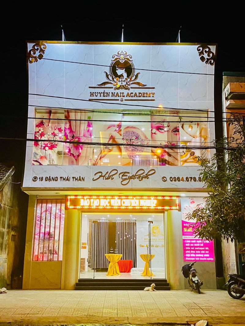 Huyền Nail Academy