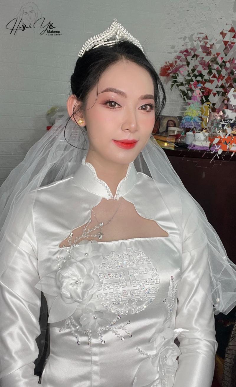 Huỳnh Yến Makeup