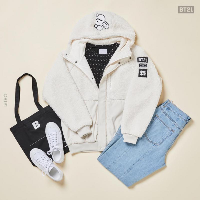 Khoai Kpop Store còn kinh doanh quần áo