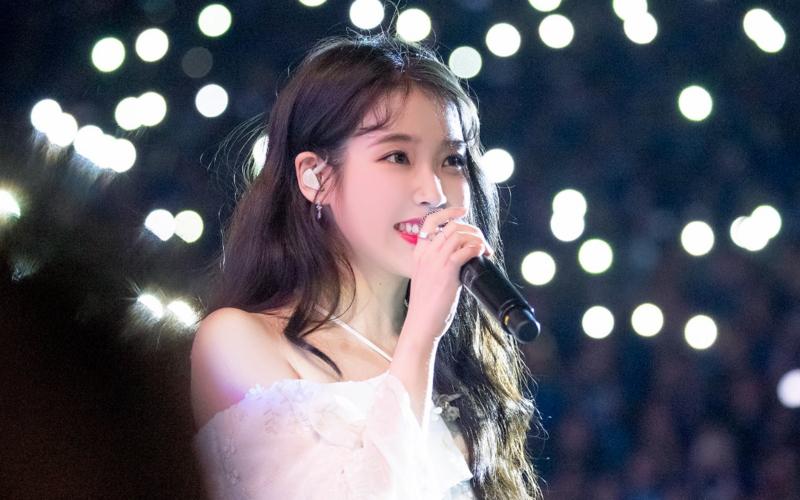 IU