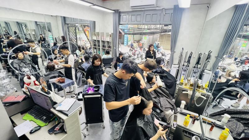 July Hair Salon