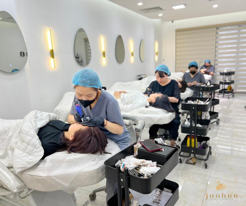 Junhee Beauty Center