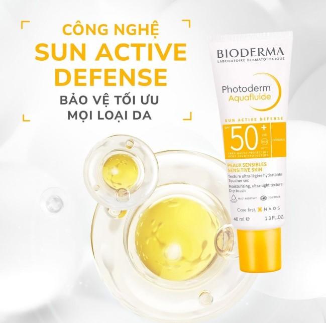Kem chống nắng giảm bóng nhờn cho mọi loại da Photoderm MAX Aquafluide SPF 50+