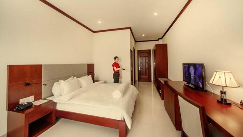 Ban Thach Riverside Hotel & Resort