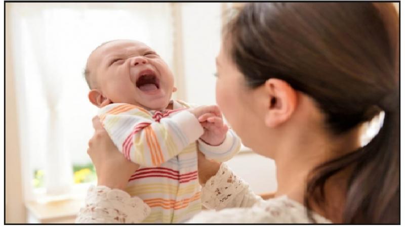Khi mới sinh trẻ không có xương bánh chè