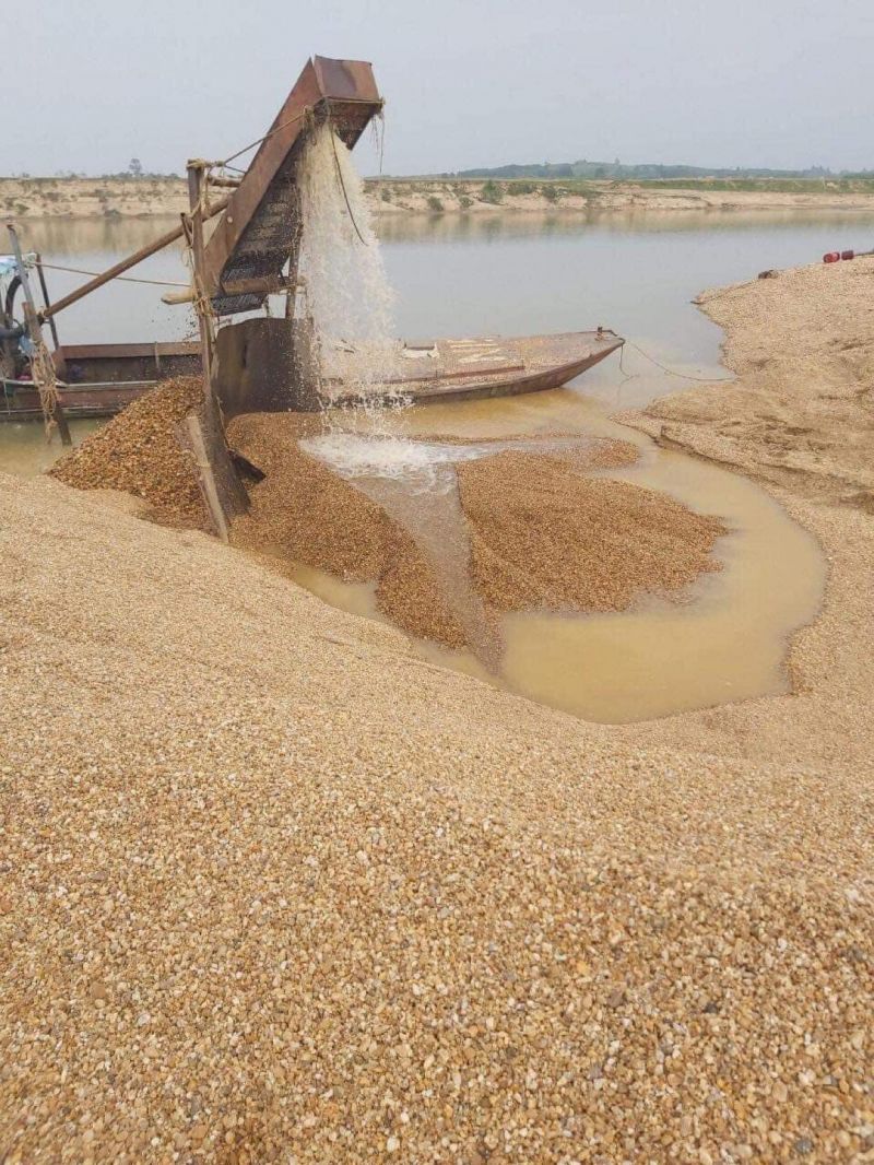 Khiêm Trần