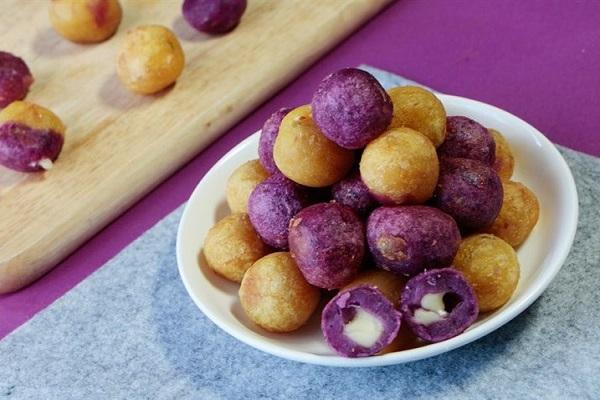 Có nhiều cách để biến tấu khoai lang chiên hấp dẫn cho bé và cả ba mẹ