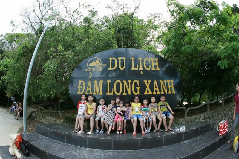 Khu du lịch Đầm Long