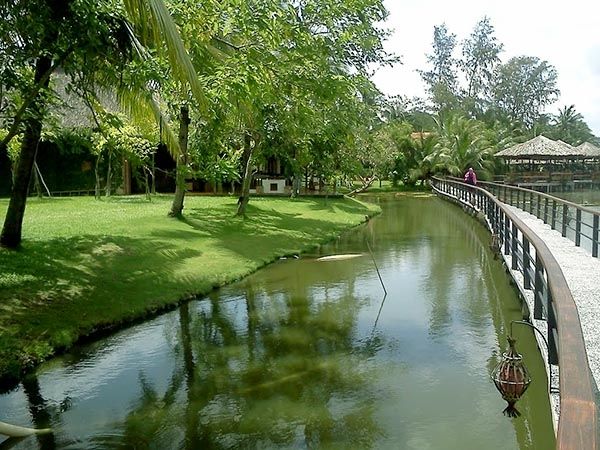 Khu du lịch Văn Thánh