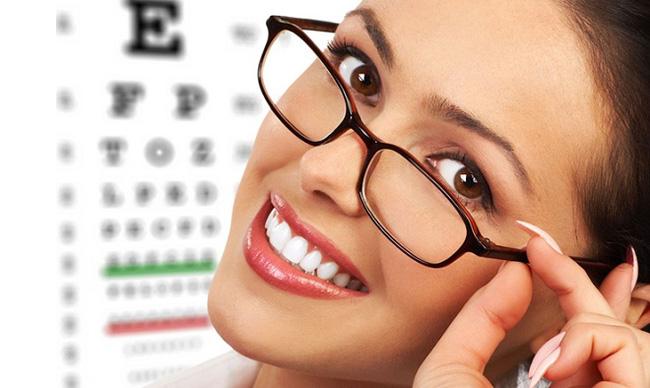 Một chiếc kính tốt phải vừa với khuôn mặt để không bị trượt xuống sống mũi khi đang làm việc.