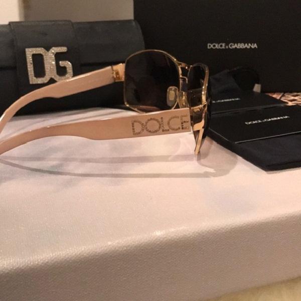 Kính Dolce & Gabbana DG227B