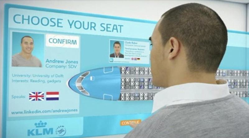KLM Royal Dutch Airlines - Cho phép bạn chọn lựa người ngồi bên cạnh bạn dựa trên thông tin trang Facebook của người đó