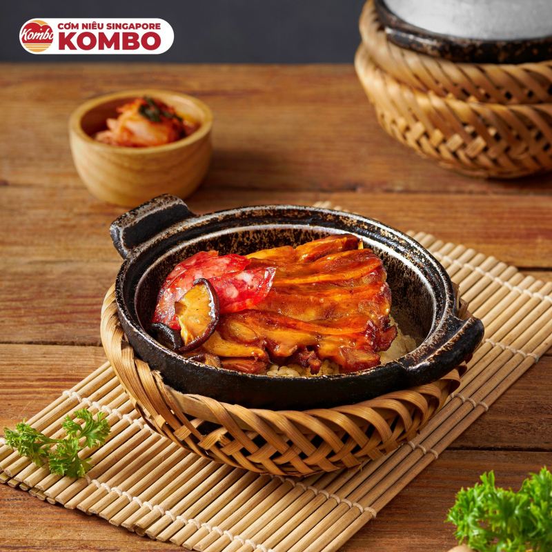 Kombo - Cơm niêu Singapore