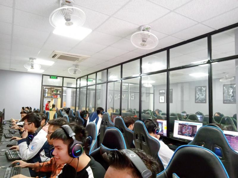 KOW Gaming Center