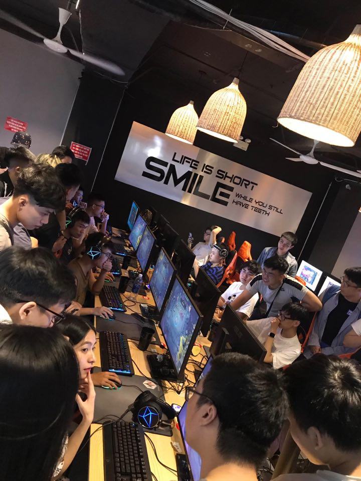 KOW Gaming Center