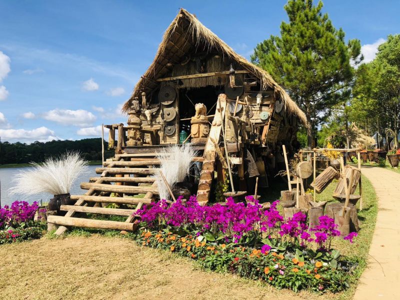 Là Nhà Homestay