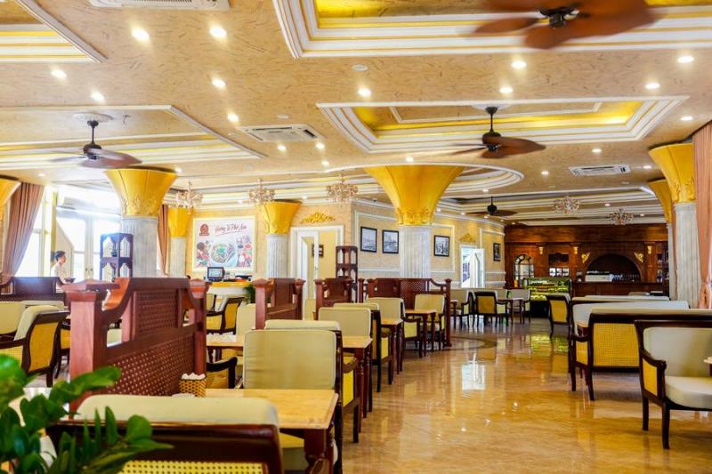 Không gian sang trọng của Lake View Coffee Đảo