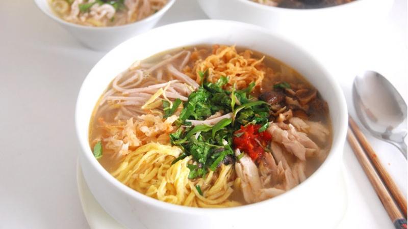 Lan Lùn - Bún Thang & Phở Gà Ta