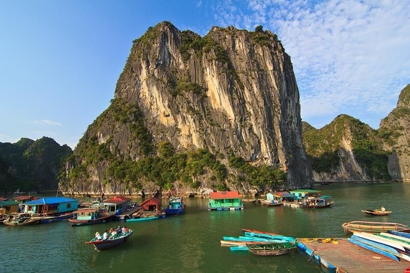 Làng chài Cửa Vạn, Hạ Long, Quảng Ninh