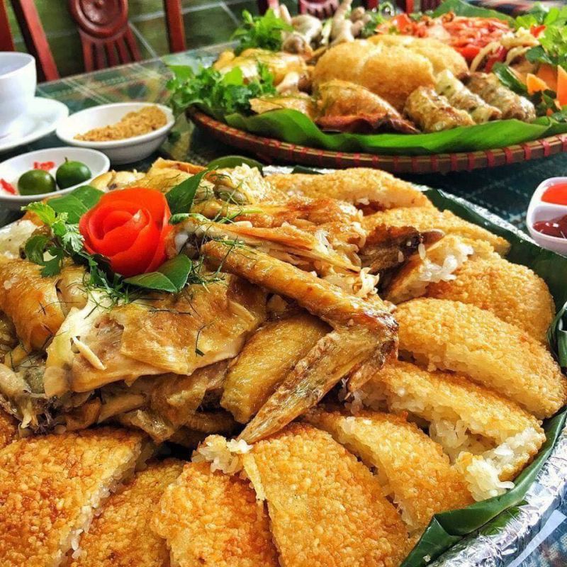 Món ăn hấp dẫn tại quán
