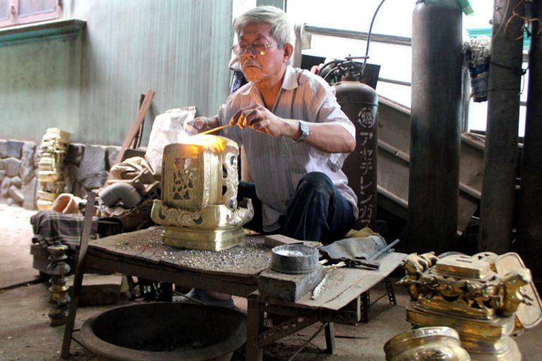 Làng nghề đúc đồng Đại Bái