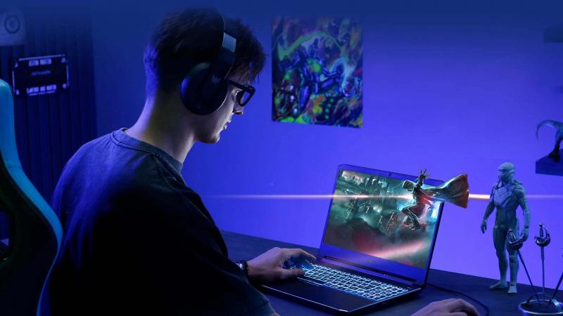 Laptop Acer Predator Helios 300 PH315 55 76KG