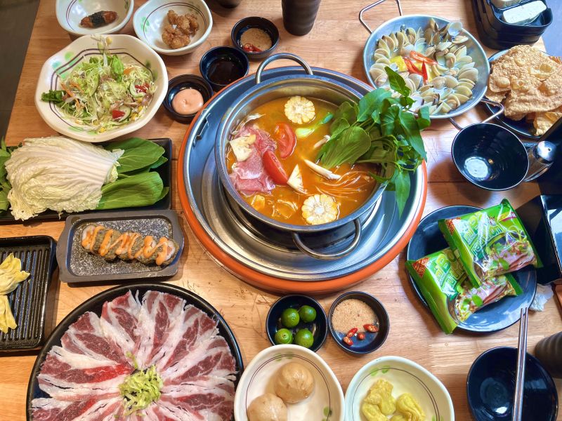Làu Buffet