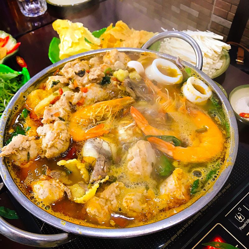 Lẩu Cua Đồng Minh Quỳnh