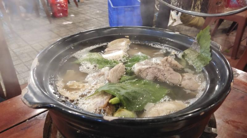 Lẩu Dê Gia Truyền Tài Ký