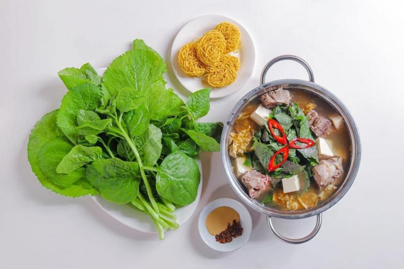 Lẩu dê Ngân