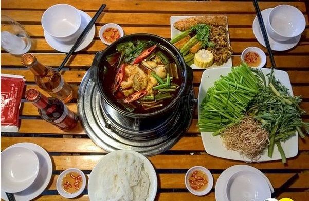 Lẩu Việt Chính Hiệu