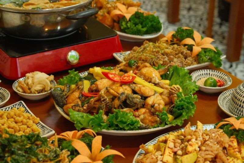 Lẩu Ếch Gà Lê Gia