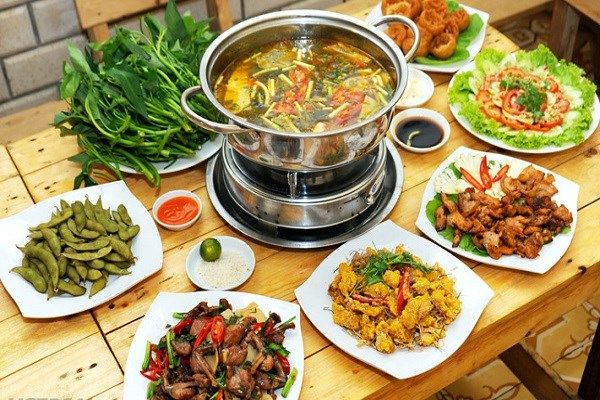 Lẩu ếch Sáu Hiếu 2