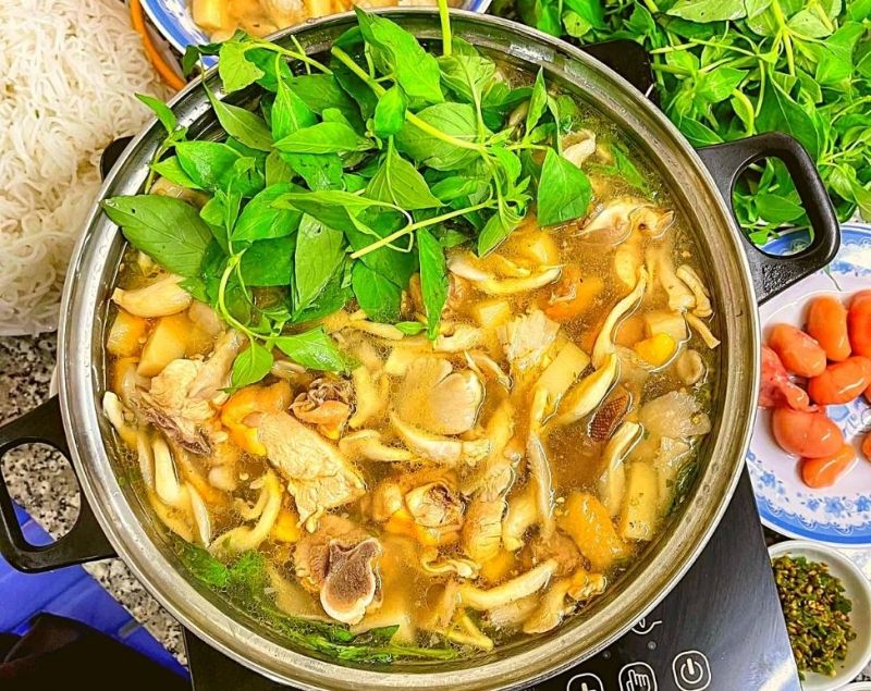 Lẩu Gà Lá É Phú Yên - Kê Nhi Quán